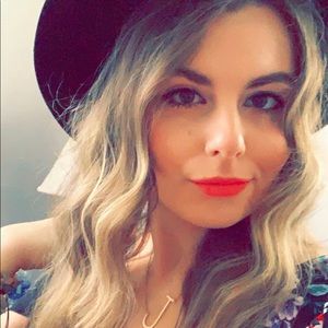 Meet your Posher, Jessie